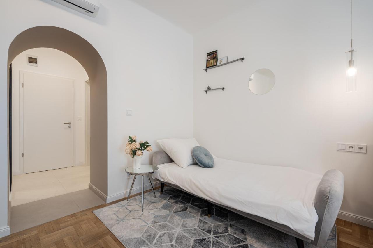 D71 - Central Cozy Suite, Best Location By Bqa Budapeste Exterior foto